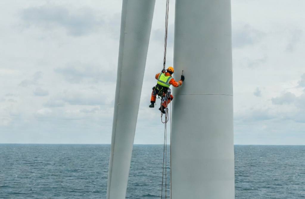 Rope Access Jobs in Netherlands and Europe: Opportunities Beyond the UK